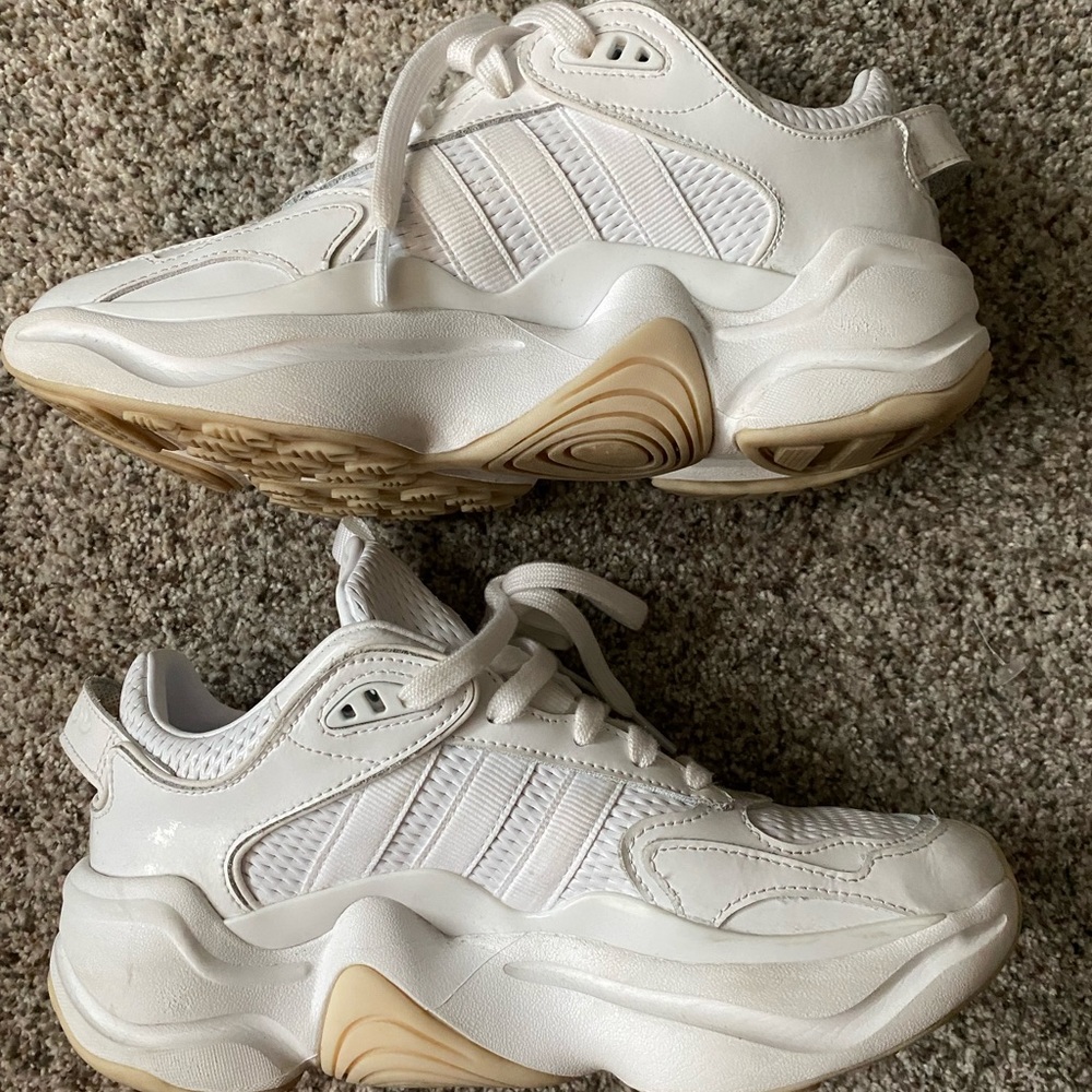 Adidas Shoes Size Womens Size 8